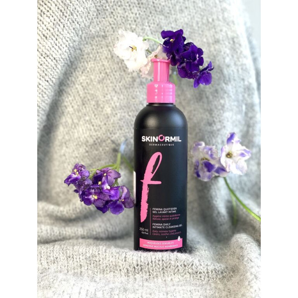 Гель для інтимної гігієни Skinormil Femina Daily очищающий з дозатором 250 мл