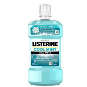 Ополіскувач для ротової порожнини Listerine Свіжа м`ята М’який смак  250 мл
